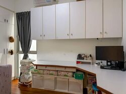 Lighthouse (D17), Condominium #602305851